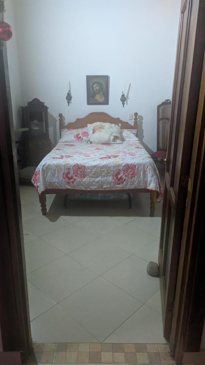 Hostal Famihotel Fundadores Jardin Exterior photo