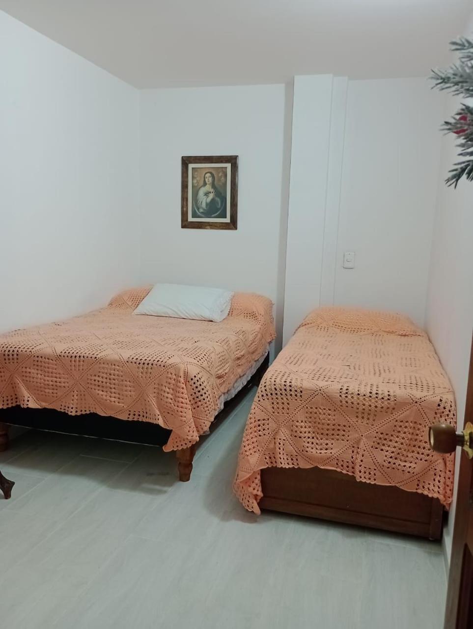 Hostal Famihotel Fundadores Jardin Exterior photo