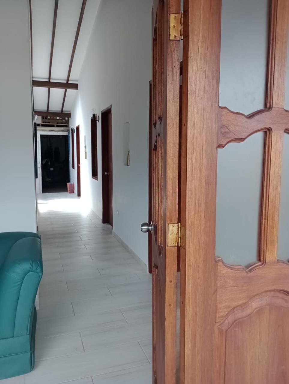Hostal Famihotel Fundadores Jardin Exterior photo